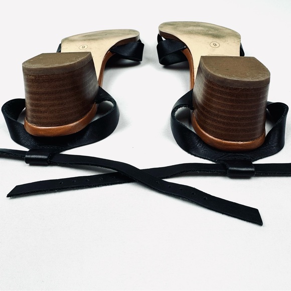 Social Standard Savannah Strappy Ankle Leather Block Heel Sandal - Picture 8 of 10